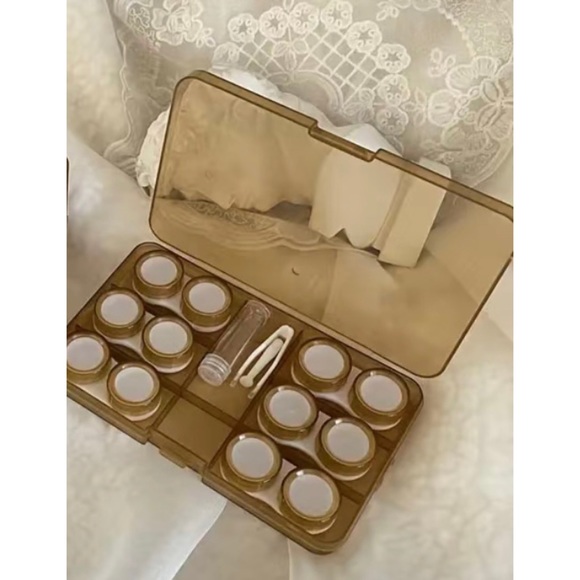 Six Pairs Contact Lens Box - Picture 3 of 3